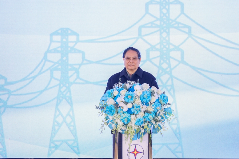 Thủ tướng yêu cầu thần tốc hoàn thành đường dây 500 kV Lào Cai - Vĩnh Yên trong 6 tháng. Ảnh: VGP/Nhật Bắc