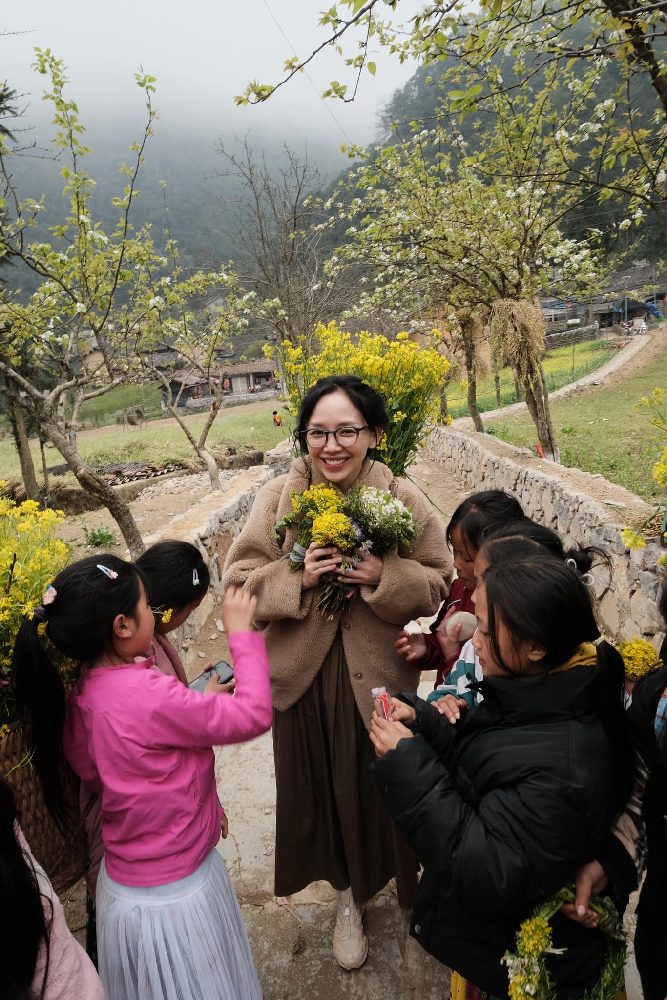 Đi Hà Giang mùa này có gì mà ca sĩ Tóc Tiên phải thốt lên: "Việt Nam mình đẹp oách!" - Ảnh 14. Đi Hà Giang mùa này có gì mà ca sĩ Tóc Tiên phải thốt lên: "Việt Nam mình đẹp oách!" - Ảnh 14.