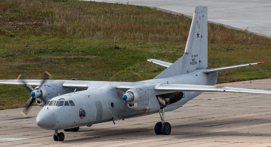 Máy bay An - 26 sẽ tiếp tục phục vụ tại Nga thêm 10 năm do thiếu lựa chọn thay thế - Ảnh 1. Máy bay An - 26 sẽ tiếp tục phục vụ tại Nga thêm 10 năm do thiếu lựa chọn thay thế - Ảnh 1.