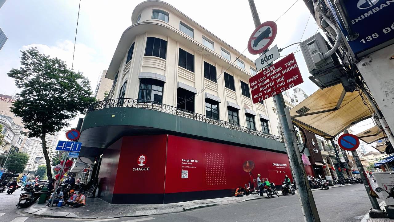 Chagee Việt Nam vẫn âm thầm làm điều này tại cửa hàng giữa cơn bão tẩy chay?- Ảnh 3. Chagee Việt Nam vẫn âm thầm làm điều này tại cửa hàng giữa cơn bão tẩy chay?- Ảnh 3.