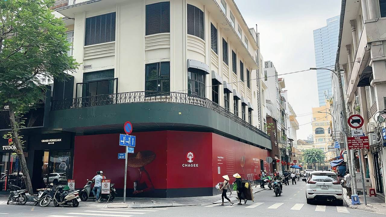 Chagee Việt Nam vẫn âm thầm làm điều này tại cửa hàng giữa cơn bão tẩy chay?- Ảnh 4. Chagee Việt Nam vẫn âm thầm làm điều này tại cửa hàng giữa cơn bão tẩy chay?- Ảnh 4.