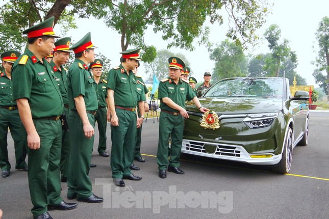 Lái xe diễu binh chuyên nghiệp tại lễ kỷ niệm 30 / 4 - Ảnh 2.