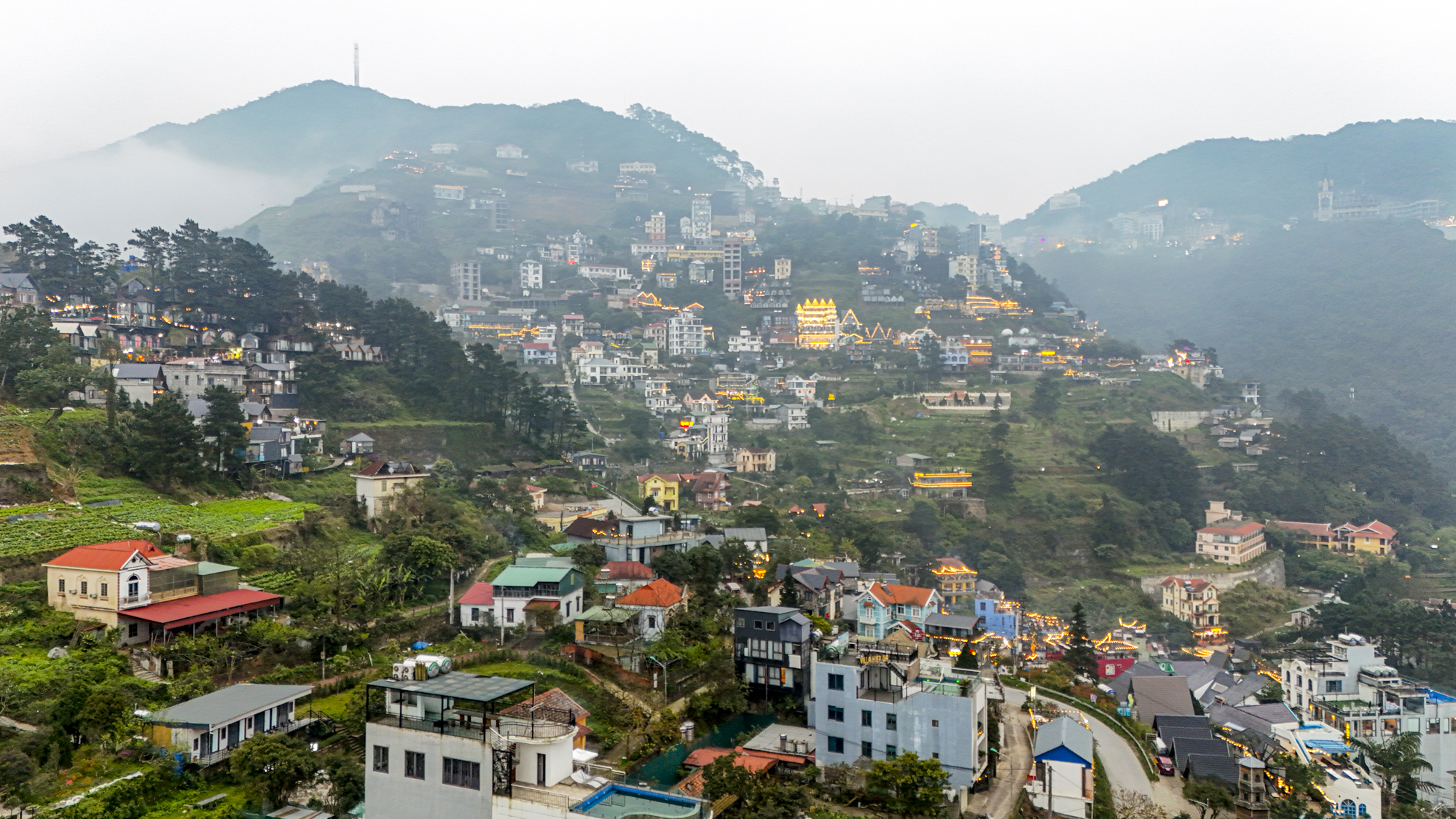 Những khu nghỉ dưỡng người Pháp từng xây dựng ở Việt Nam: Nơi lọt top 50 thị trấn đẹp nhất thế giới, nơi có công trình gây sốt toàn cầu - Ảnh 13.