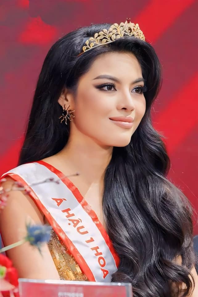 Á hậu Vbiz bị nghi mập mờ chuyện đỗ Harvard, từng nhận "gạch đá" vì ủng hộ phụ nữ làm sugar baby - Ảnh 3. Á hậu Vbiz bị nghi mập mờ chuyện đỗ Harvard, từng nhận "gạch đá" vì ủng hộ phụ nữ làm sugar baby - Ảnh 3.