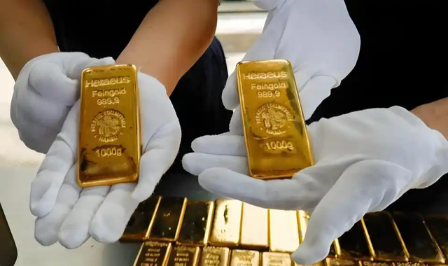 Người phụ nữ đầu tư 250 triệu đồng mua v&agrave;ng, 4 năm sau b&aacute;n lại cho ch&iacute;nh cửa h&agrave;ng cũ những bị từ chối: "V&agrave;ng của c&ocirc; l&agrave; giả" - Ảnh 1.