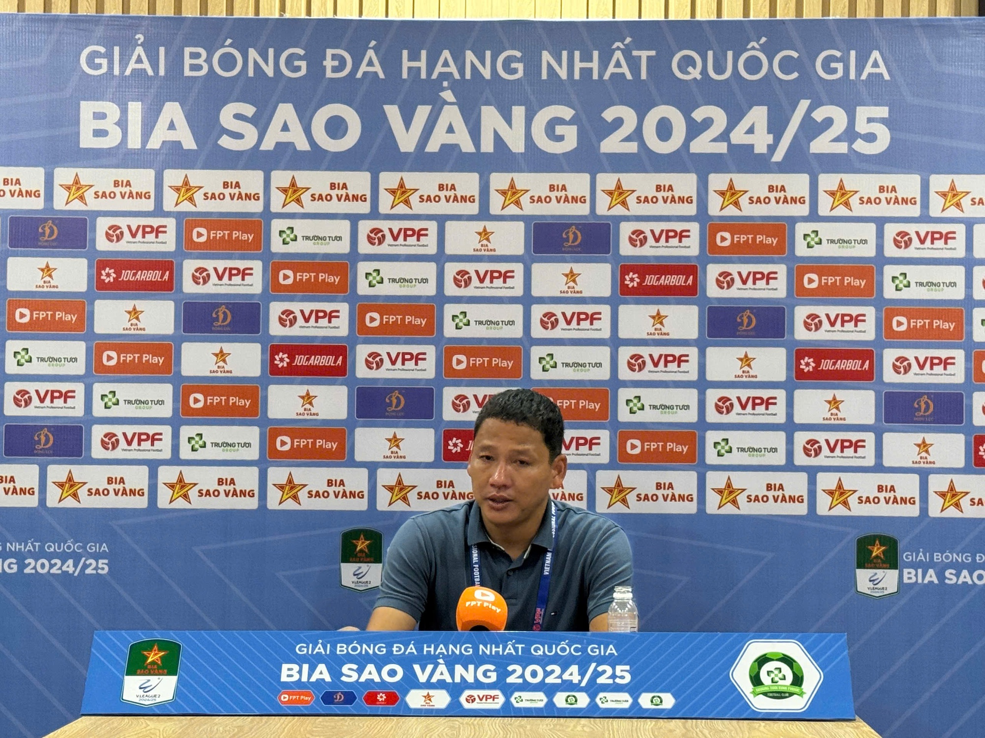 HLV Anh Đức tâm sự về việc chia tay đội bóng của Công Phượng- Ảnh 1.