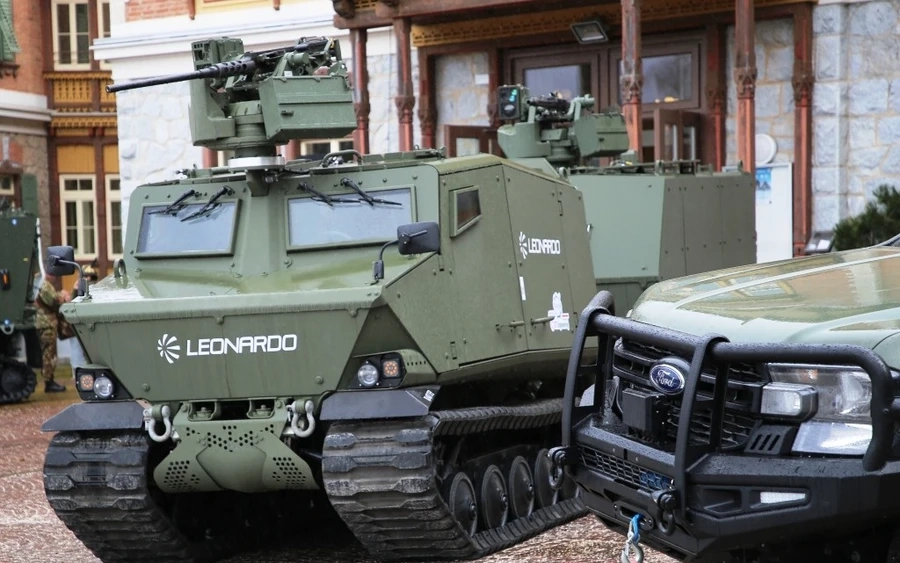 Philippines phô diễn sức mạnh: Quốc gia trẻ nhất châu Á đối mặt nguy cơ không thể vào ASEAN vì một lý do - Ảnh 3.