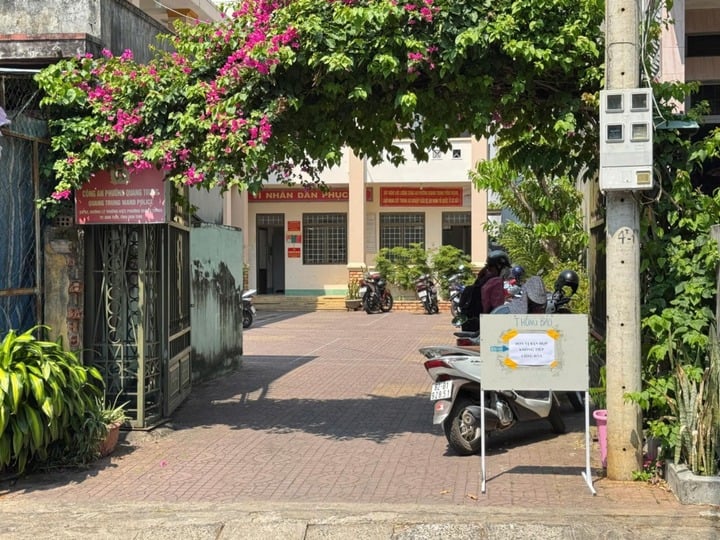 Tin mới nhất: Phó Công an tử vong tại trụ sở Công an phường Quang Trung - Ảnh 1. Tin mới nhất: Phó Công an tử vong tại trụ sở Công an phường Quang Trung - Ảnh 1.