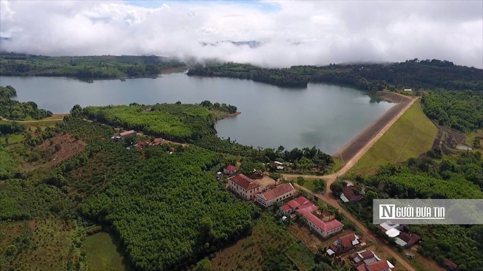 Trải nghiệm vẻ đẹp hoang sơ của n&uacute;i rừng Vĩnh Thạnh - Ảnh 1.