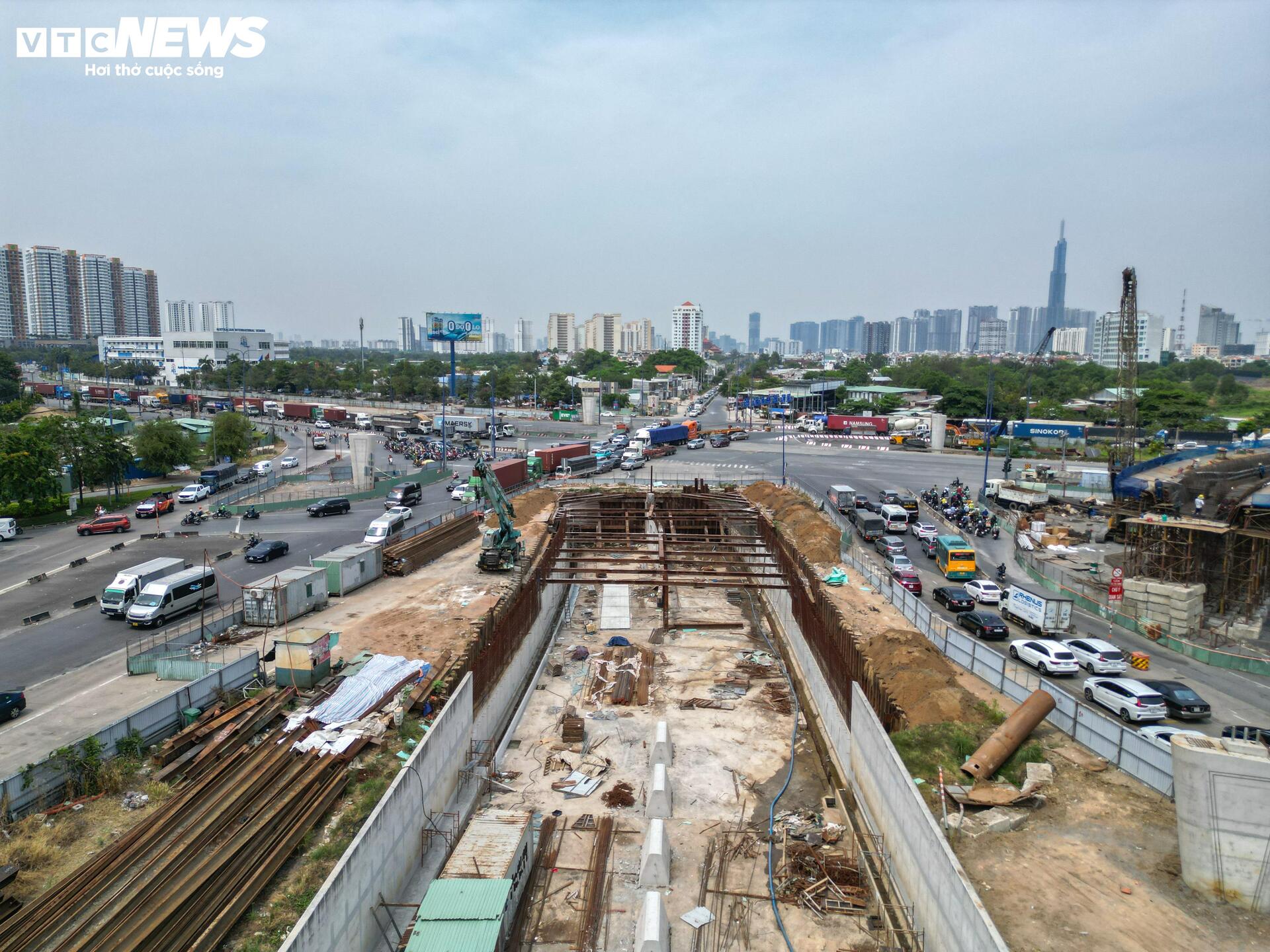 Diện mạo hầm chui An Phú sắp thông xe , giảm ùn tắc cao tốc Long Thành - Ảnh 2.