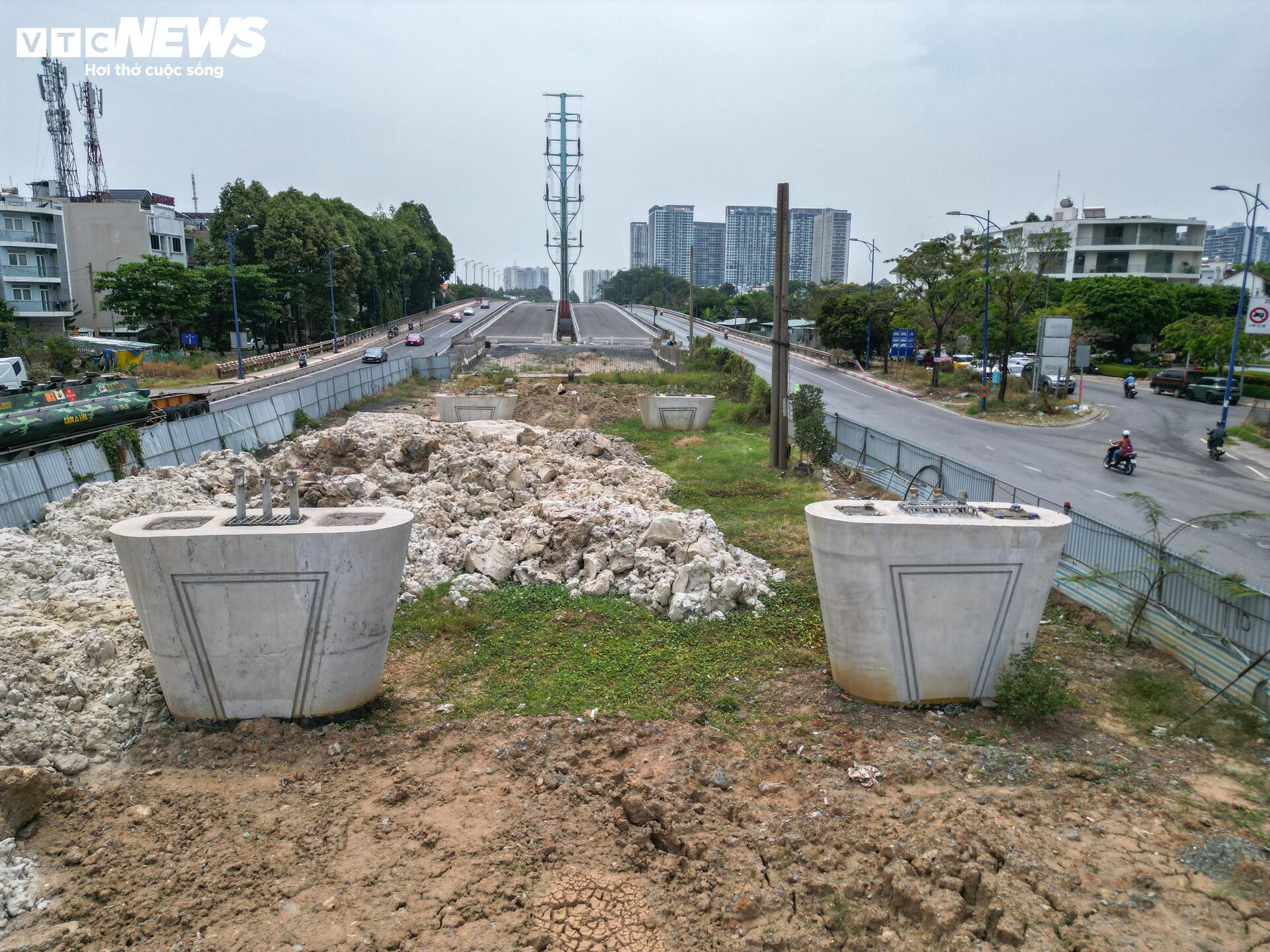 Diện mạo hầm chui An Phú sắp thông xe , giảm ùn tắc cao tốc Long Thành - Ảnh 13.