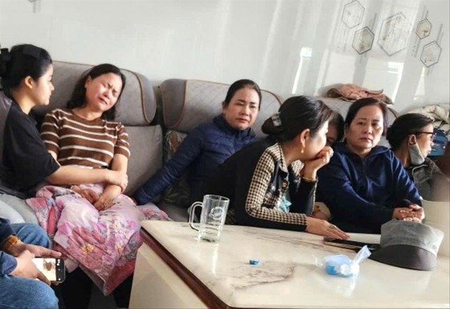 Ch&igrave;m t&agrave;u c&acirc;u mực QNa 91679 TS: Nỗi đau l&agrave;ng biển Quảng Nam - Ảnh 1.