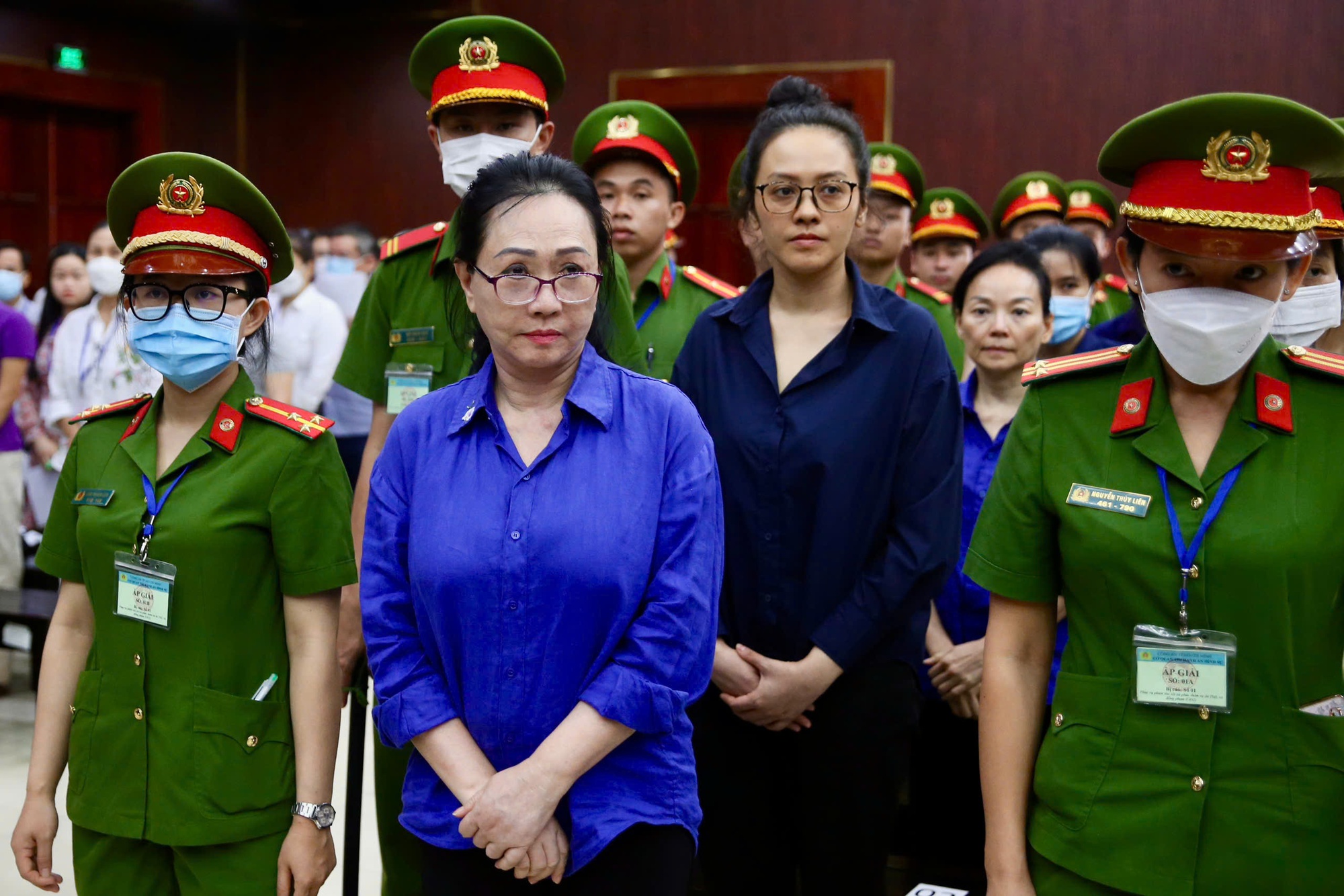 Hình ảnh bà Trương Mỹ Lan tại phiên toà phúc thẩm giai đoạn 2- Ảnh 2.