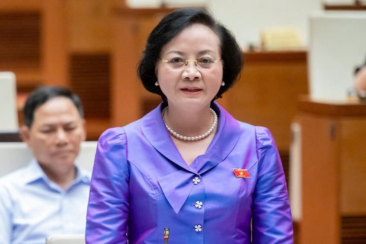 Bảo lưu tiền lương 6 tháng cho cán bộ sau sáp nhập tỉnh , xã - Ảnh 1.