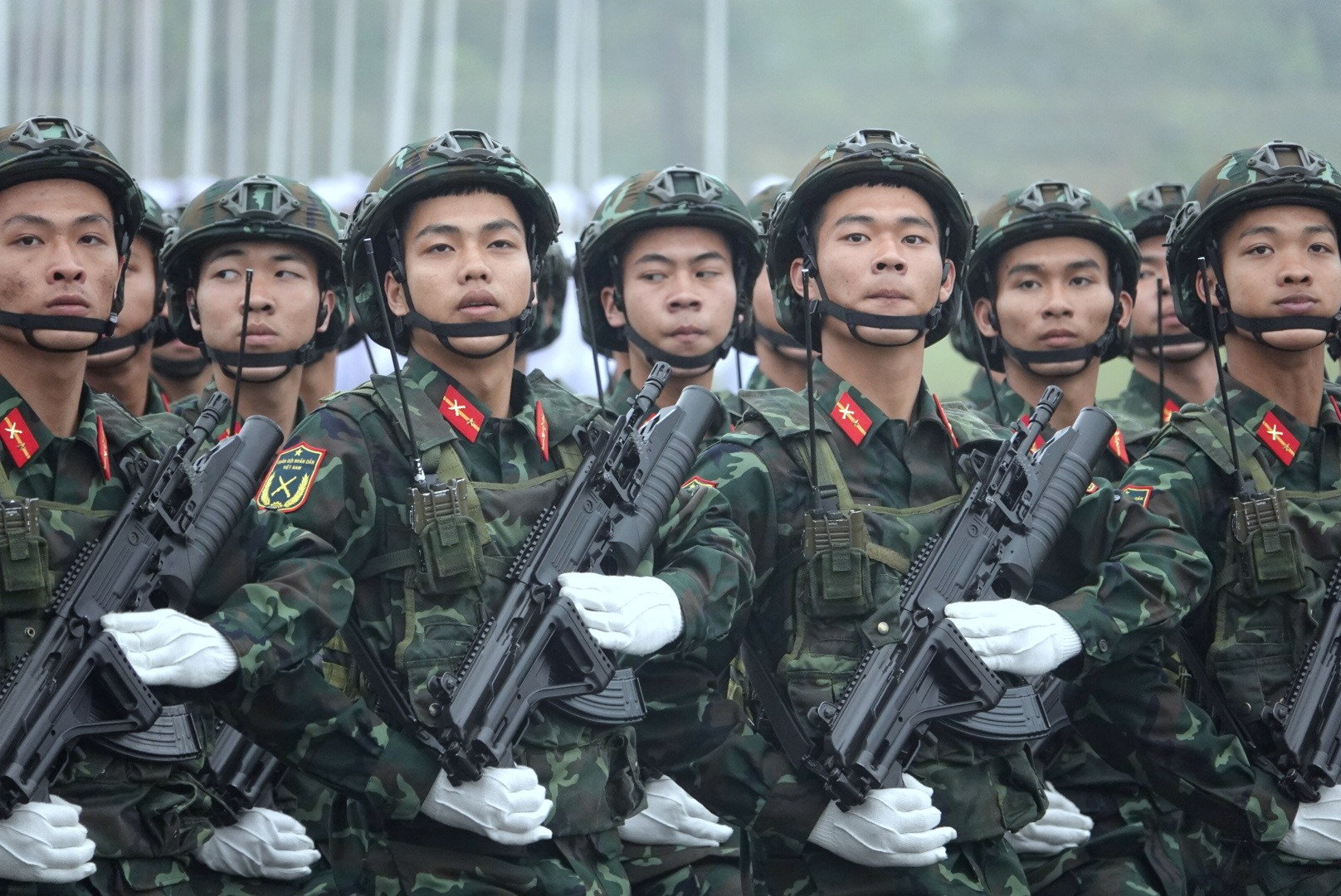 Đại tướng Phan Văn Giang thị sát diễu binh kỷ niệm 50 năm thống nhất - Ảnh 19.