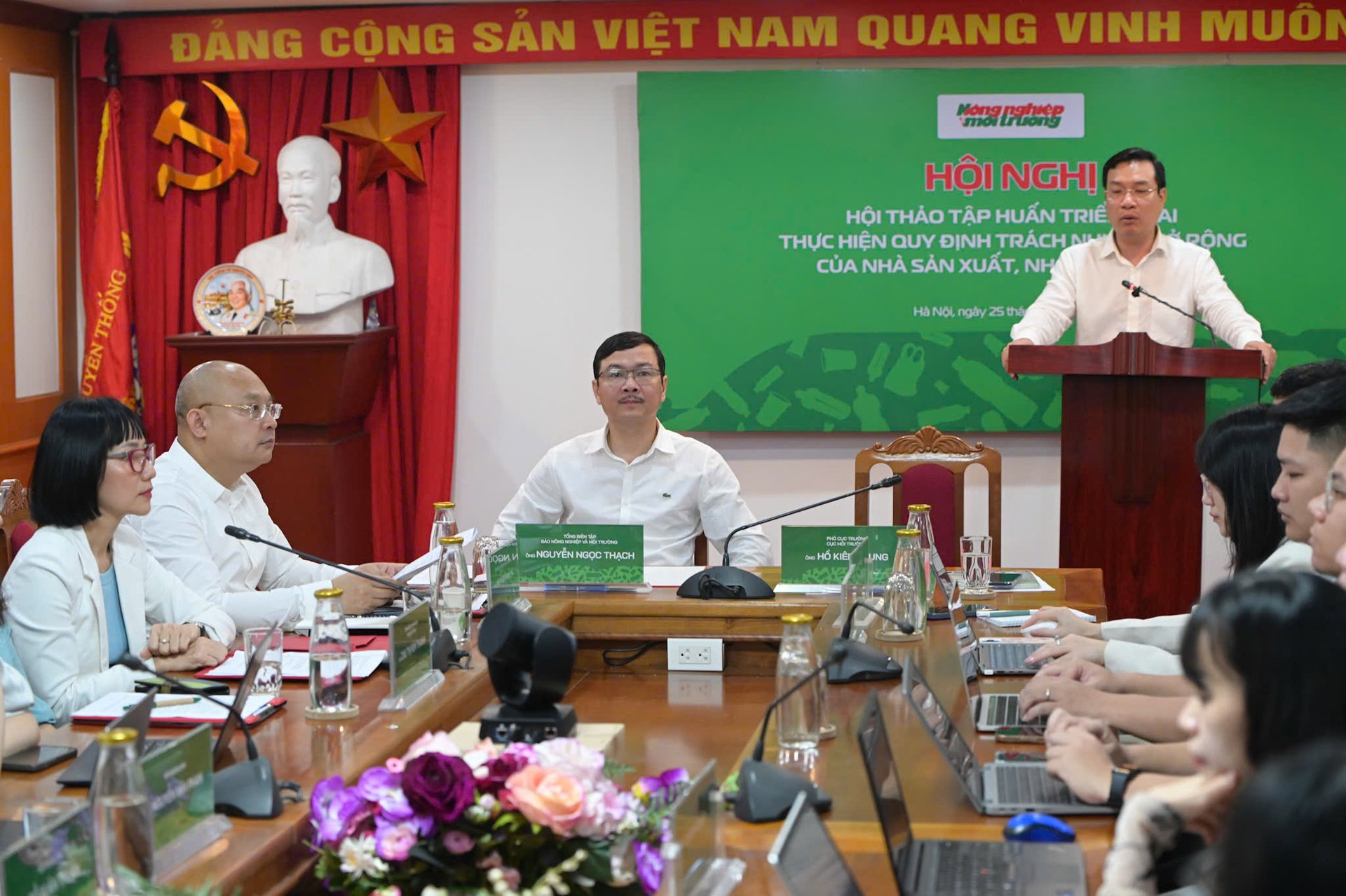 H&atilde;ng xe sẽ phải t&aacute;i chế &ocirc; t&ocirc;, xe m&aacute;y cũ- Ảnh 1.