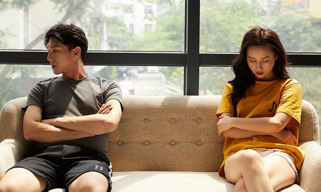 Bé mẫu giáo tới giờ ăn là khóc to, nhịn ăn, mẹ chạy vội lên trường nhận ra bi kịch xuất phát từ mình- Ảnh 2. Bé mẫu giáo tới giờ ăn là khóc to, nhịn ăn, mẹ chạy vội lên trường nhận ra bi kịch xuất phát từ mình- Ảnh 2.