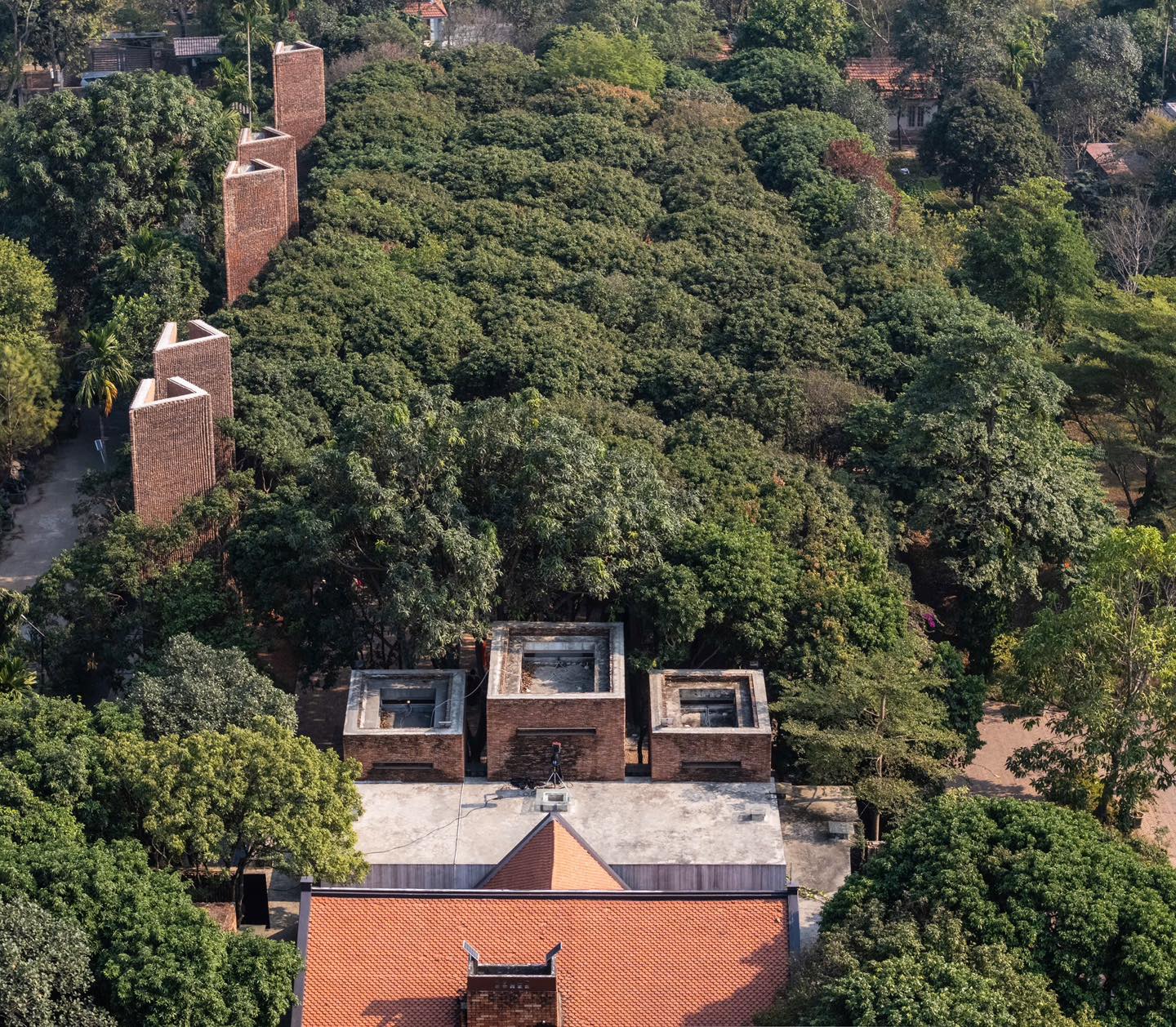 Xuân Hinh khoe cận cảnh bảo tàng 5000m2, được giám tuyển thiết kế nổi tiếng lặn lội từ Mỹ đến thăm- Ảnh 2.