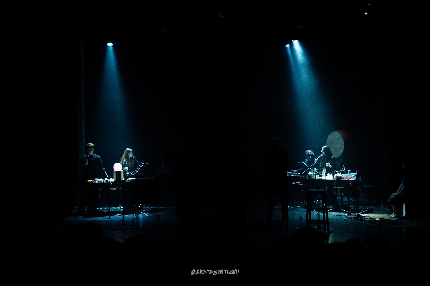 Đạo diễn “Đêm tối rực rỡ” hóa thân Chí Phèo, thoại giọng Bắc - Ảnh 5.