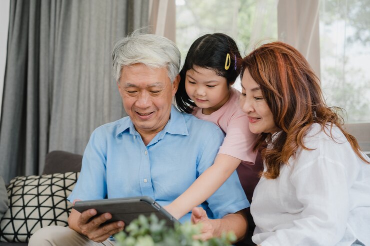 Lương hưu của bố 50 triệu/tháng nhưng chỉ cho con gái 10 triệu trong lễ cưới, mãi 3 năm sau, tôi mới biết lý do trong hối hận muộn màng - Ảnh 1. Lương hưu của bố 50 triệu/tháng nhưng chỉ cho con gái 10 triệu trong lễ cưới, mãi 3 năm sau, tôi mới biết lý do trong hối hận muộn màng - Ảnh 1.