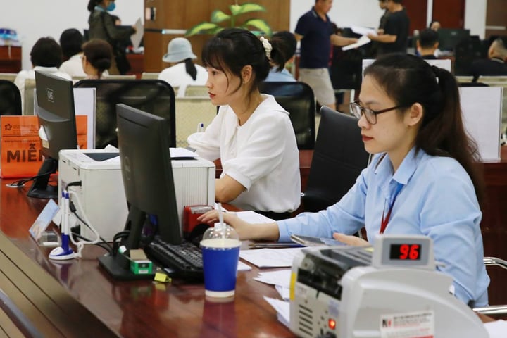 Bố trí nhà ở công vụ, hỗ trợ đi lại cho cán bộ khi làm việc ở thủ phủ mới - Ảnh 1.