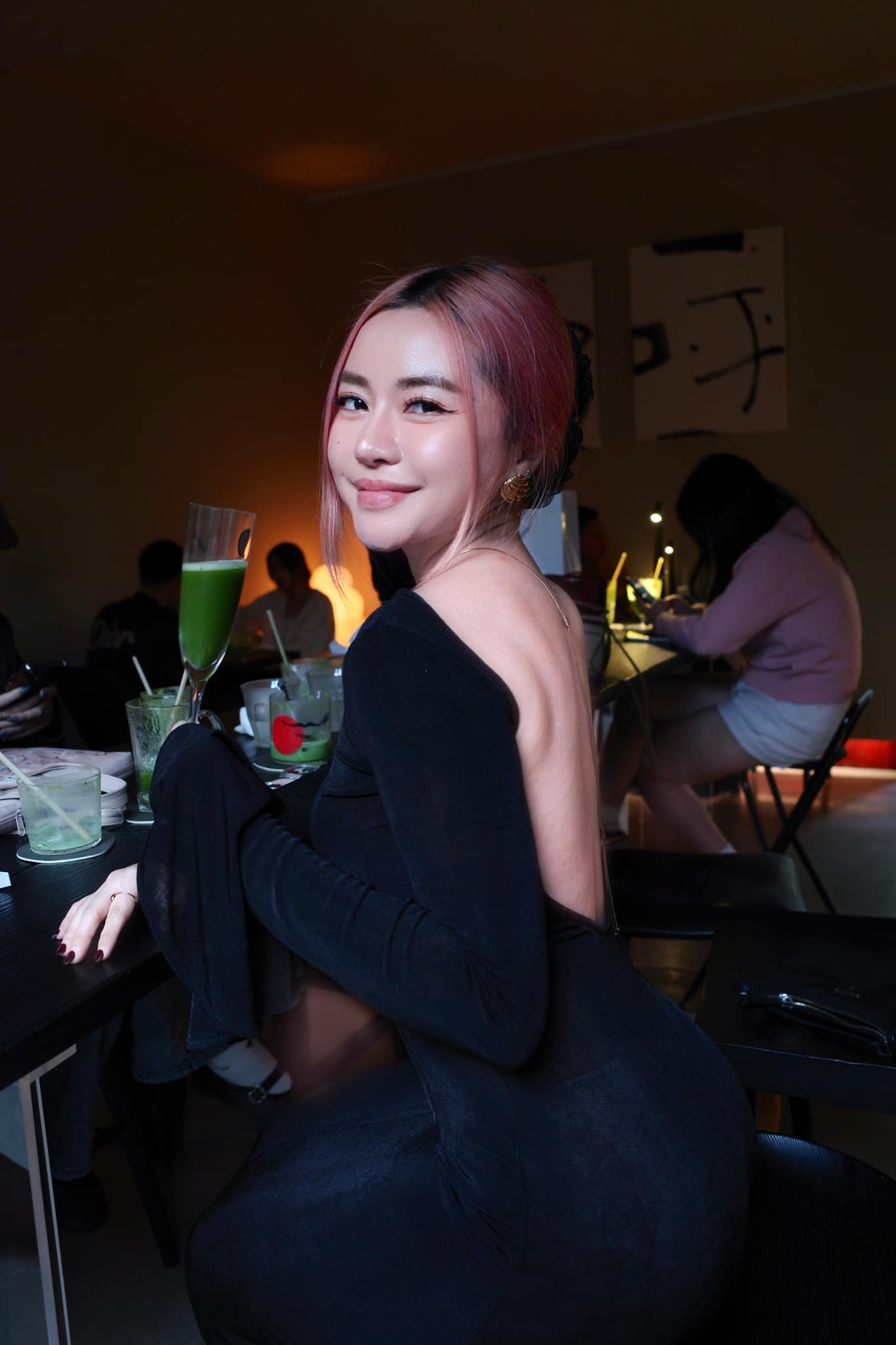 Nhóm Nghiện Nhà sau 5 năm nổi tiếng và độ giàu có của hội admin- Ảnh 16. Nhóm Nghiện Nhà sau 5 năm nổi tiếng và độ giàu có của hội admin- Ảnh 16.
