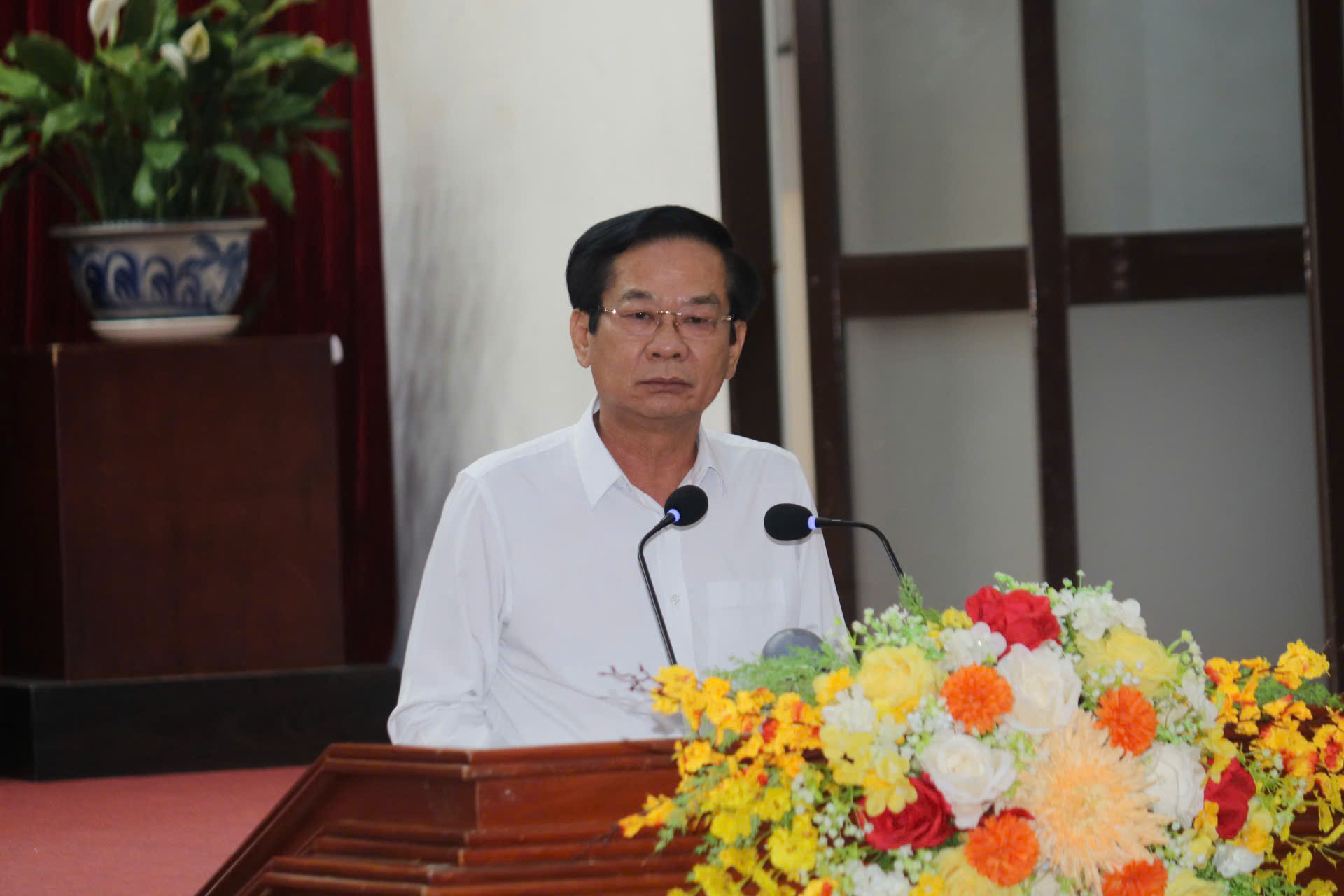 Bí thư thành ủy Cần Thơ chỉ đạo tinh gọn tổ chức bộ máy chính trị hiệu quả - Ảnh 1.