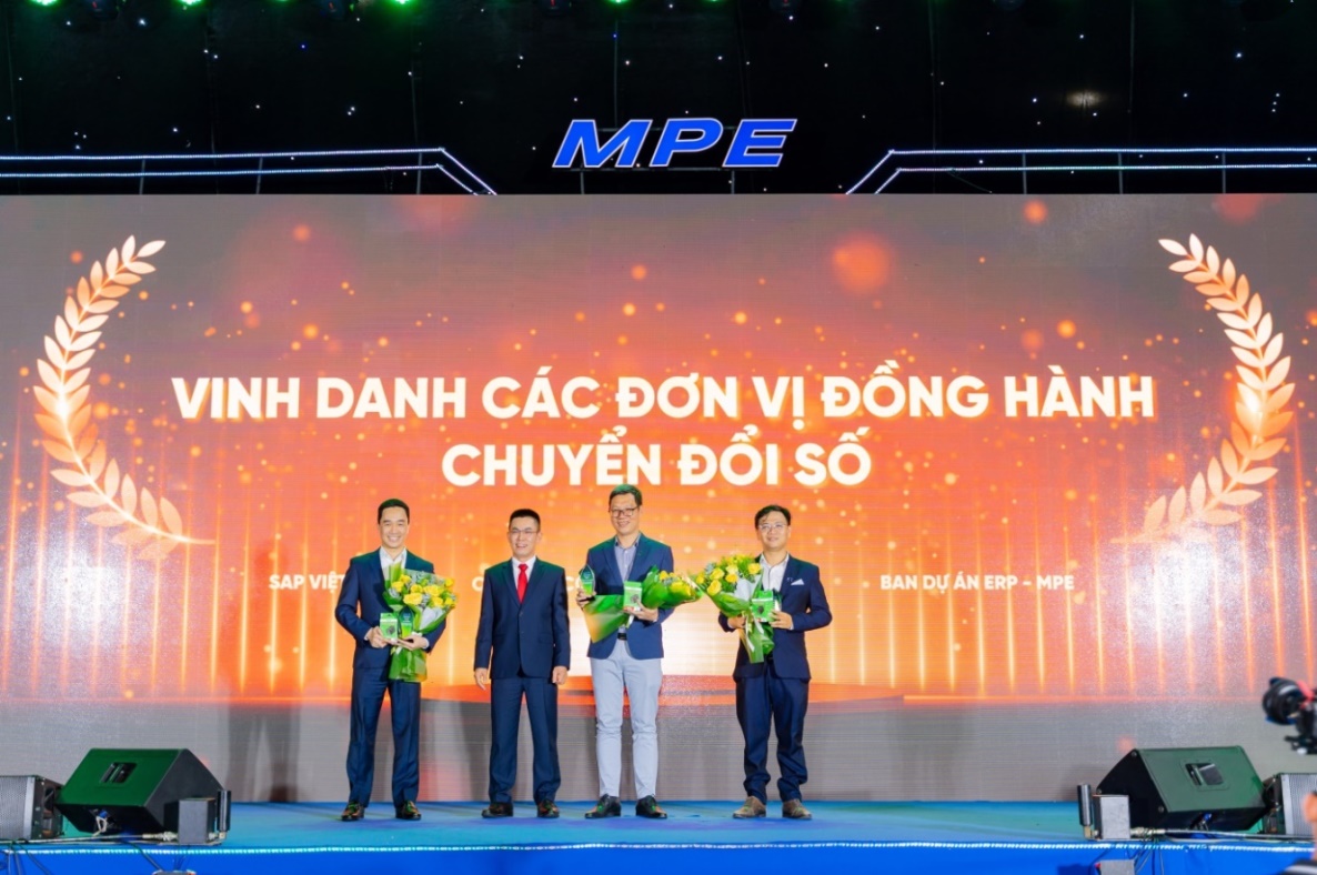 MPE: Chuyển đổi số, chuyển đổi xanh – công thức tăng trưởng bền vững- Ảnh 2. MPE: Chuyển đổi số, chuyển đổi xanh – công thức tăng trưởng bền vững- Ảnh 2.