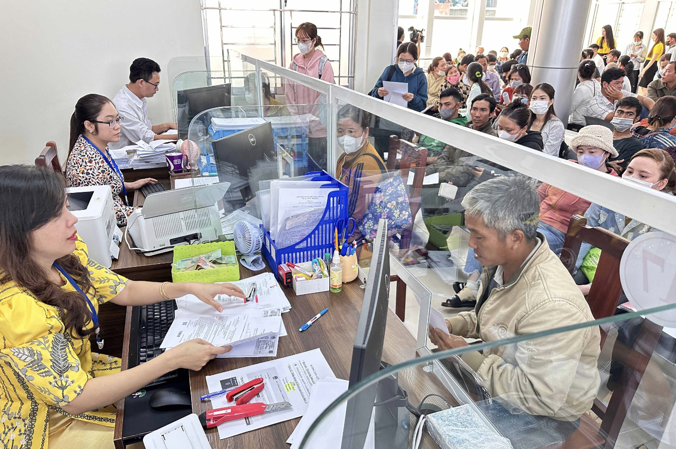 Cán bộ nghỉ việc theo Nghị định 178: Cần Thơ và Bạc Liêu triển khai tiêu chí sàng lọc mới - Ảnh 2. Cán bộ nghỉ việc theo Nghị định 178: Cần Thơ và Bạc Liêu triển khai tiêu chí sàng lọc mới - Ảnh 2.