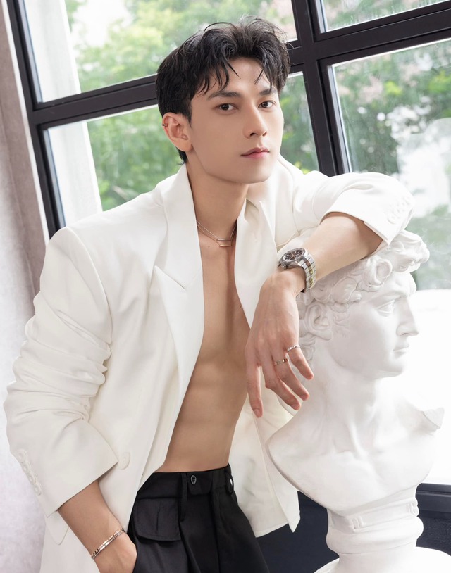 Nhãn hàng chính thức lên tiếng về vụ Isaac quảng cáo sản phẩm nghi có dính Nhãn hàng chính thức lên tiếng về vụ Isaac quảng cáo sản phẩm nghi có dính