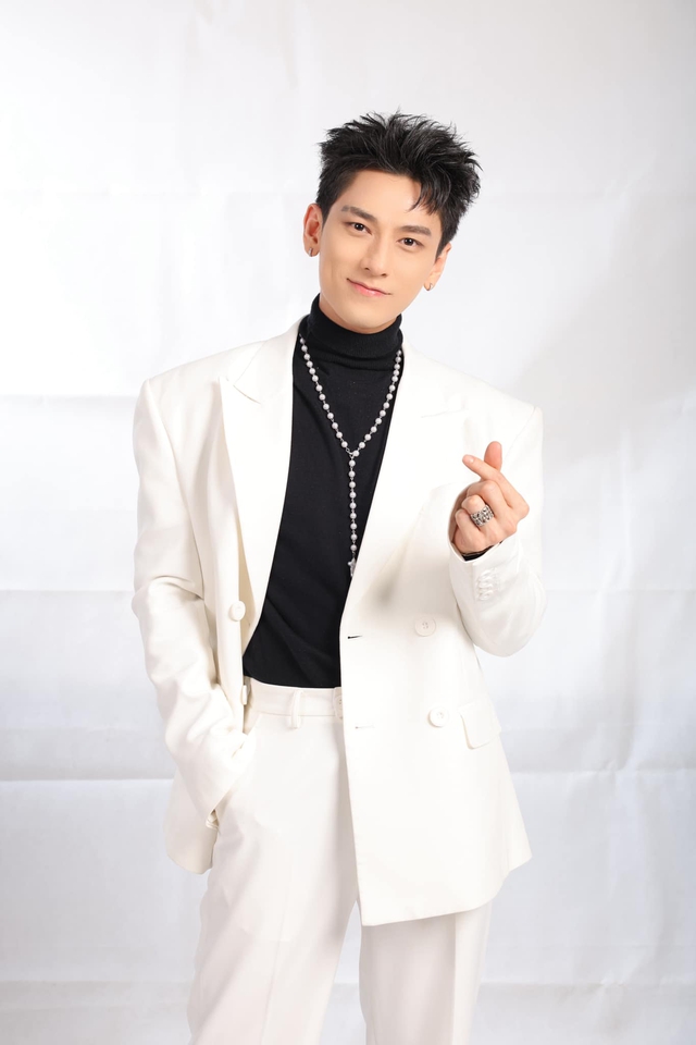 Nhãn hàng chính thức lên tiếng về vụ Isaac quảng cáo sản phẩm nghi có dính Nhãn hàng chính thức lên tiếng về vụ Isaac quảng cáo sản phẩm nghi có dính