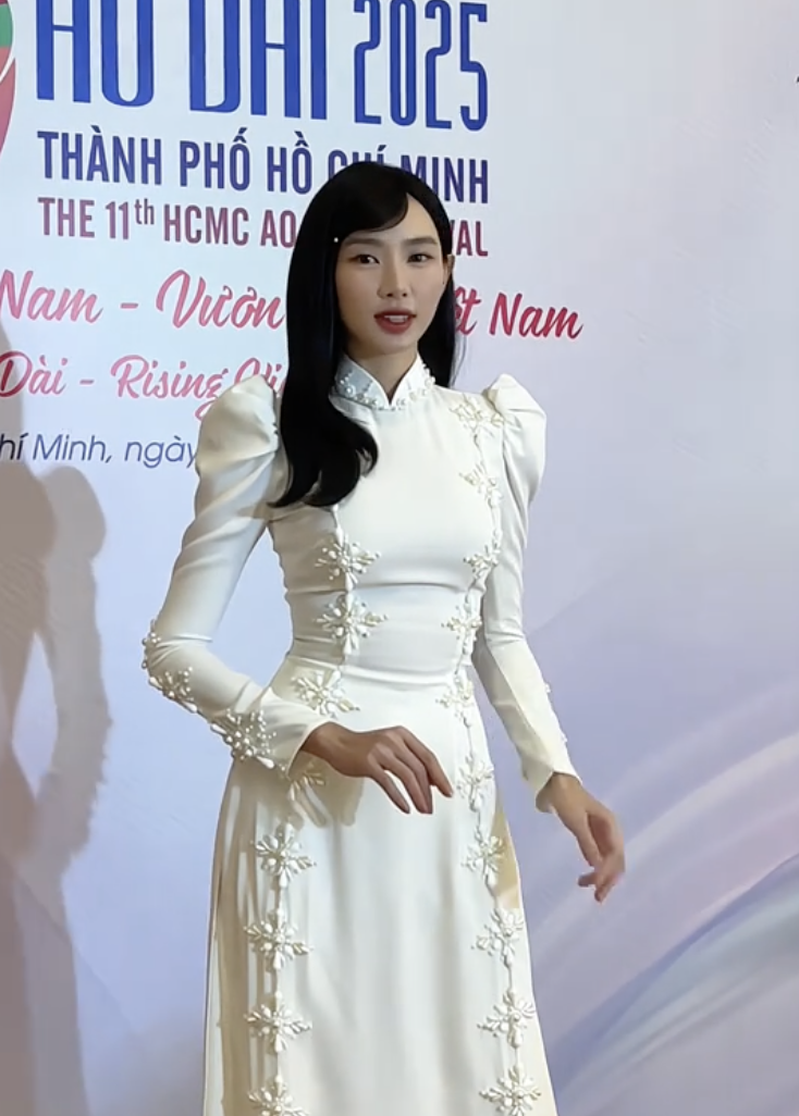 Hoa hậu Thùy Tiên trở lại sau vụ quảng cáo kẹo rau bị xử phạt - Ảnh 3.