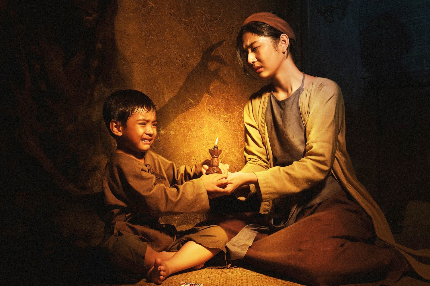 Đoàn phim dùng xe cứu thương chở NSƯT Đại Nghĩa, Bạch Công Khanh đến họp báo đang phải trả giá - Ảnh 5.