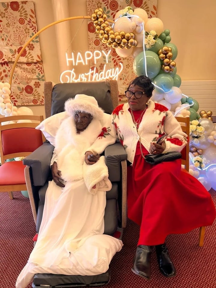 Cụ bà 107 tuổi và sinh nhật bên 6 thế hệ gia đình - Ảnh 2.