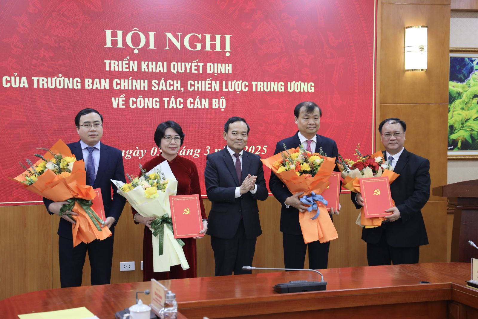 Bộ Chính trị bổ nhiệm 3 Phó Trưởng Ban Chính sách , chiến lược Trung ương - Ảnh 5.