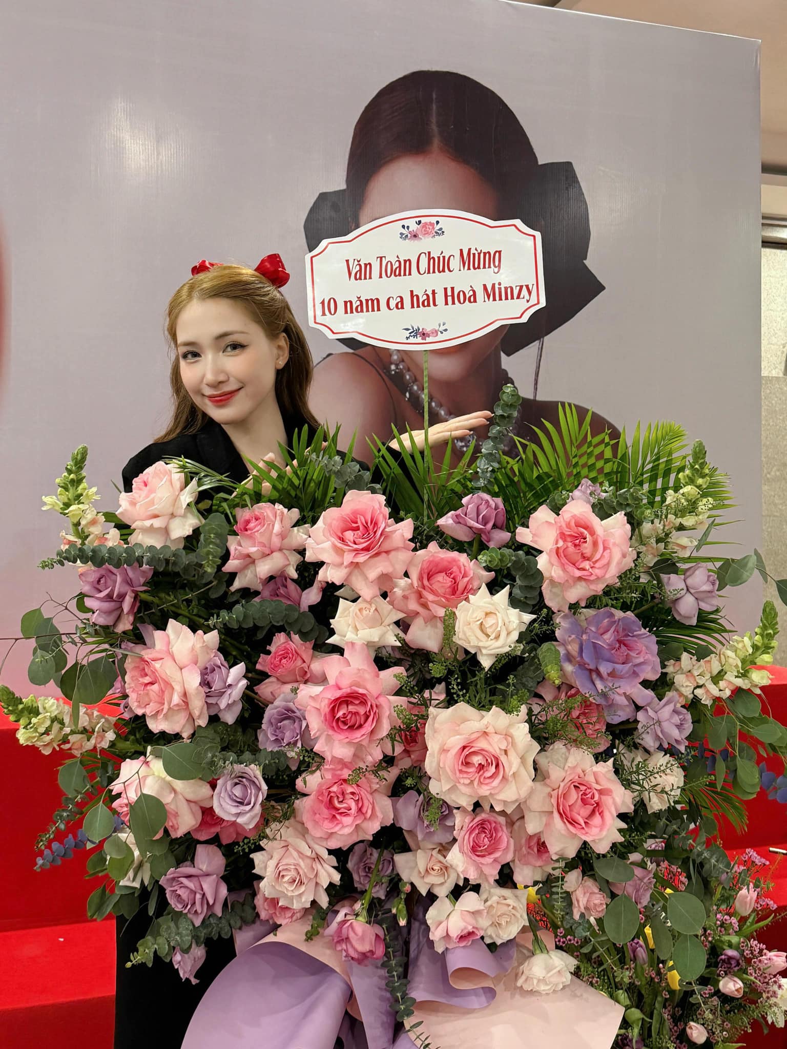 H&ograve;a Minzy - Văn To&agrave;n th&acirc;n thiết ra sao m&agrave; chủ động "x&agrave;o couple" rồi cho vay 4 tỷ kh&ocirc;ng suy nghĩ? - Ảnh 8.