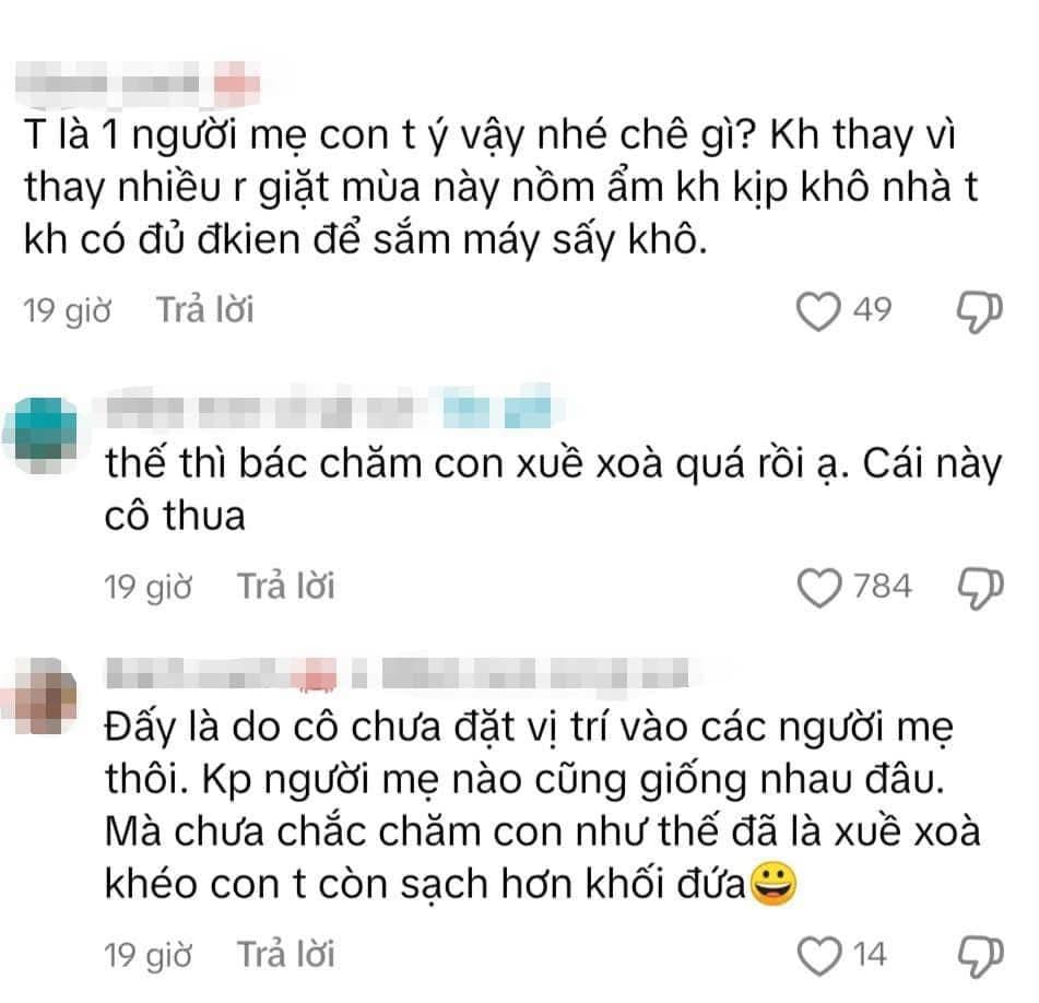 C&ocirc; gi&aacute;o mầm non n&agrave;i nỉ: "Trời lạnh kh&ocirc;ng tắm nhưng cần thay đồ cho b&eacute;", phụ huynh v&agrave;o combat khiến d&acirc;n mạng cạn lời - Ảnh 2.