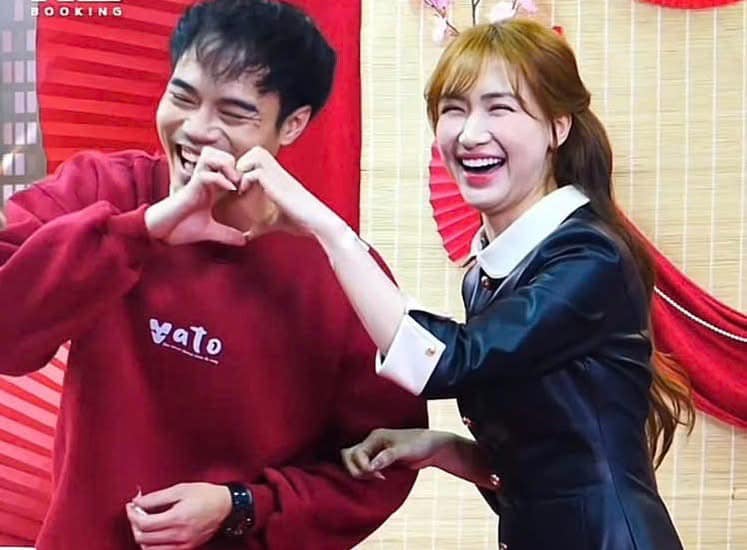 H&ograve;a Minzy - Văn To&agrave;n th&acirc;n thiết ra sao m&agrave; chủ động "x&agrave;o couple" rồi cho vay 4 tỷ kh&ocirc;ng suy nghĩ? - Ảnh 6.