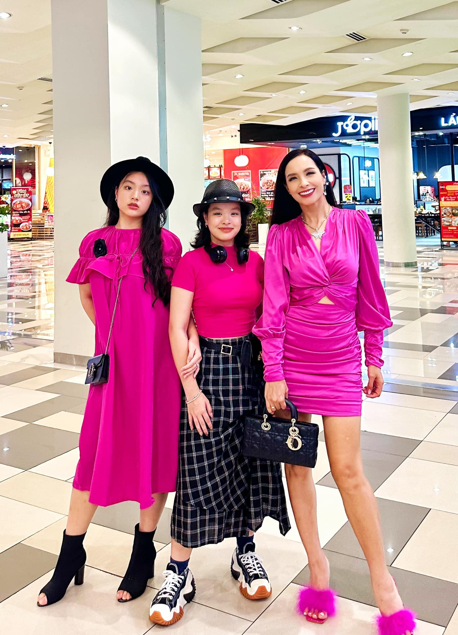 - Ảnh 7. - Ảnh 7.