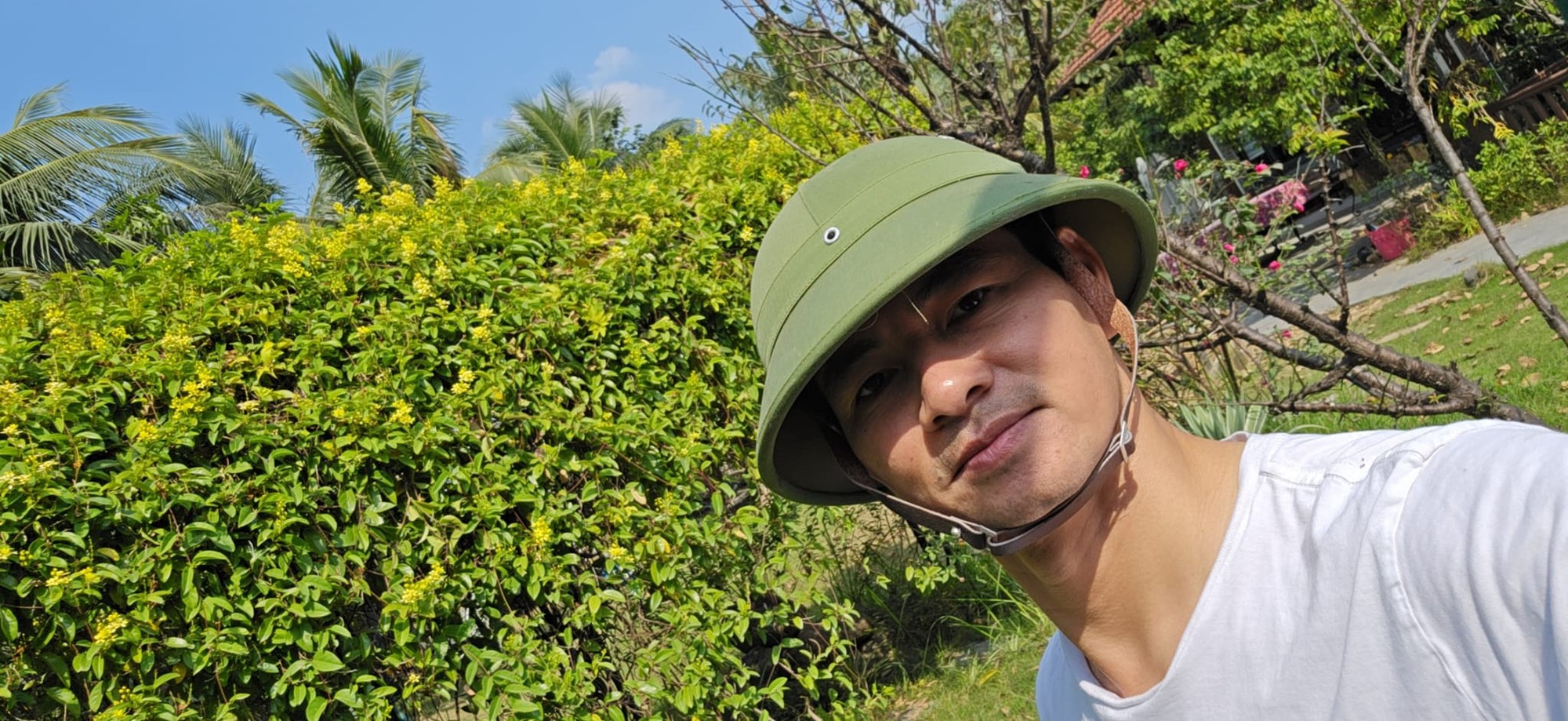 B&ecirc;n trong biệt phủ như resort 5 sao của nam nghệ sĩ gắn liền với Gặp nhau cuối tuần- Ảnh 10.