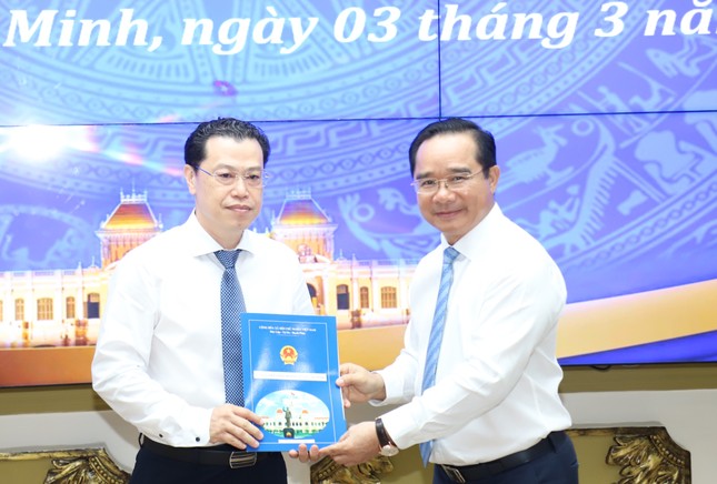 UBND TPHCM bổ nhiệm nhân sự chủ chốt: Đổi mới và phát triển mạnh - Ảnh 4.