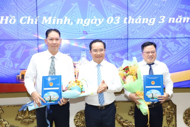 UBND TPHCM bổ nhiệm nhân sự chủ chốt: Đổi mới và phát triển mạnh - Ảnh 3.