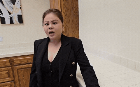 Căng: Em g&aacute;i Trấn Th&agrave;nh bị ph&aacute;t hiện l&agrave;m 1 việc l&uacute;c mọi người đang ngủ, L&ecirc; Giang vừa thấy liền "phốt" ngay! - Ảnh 1.