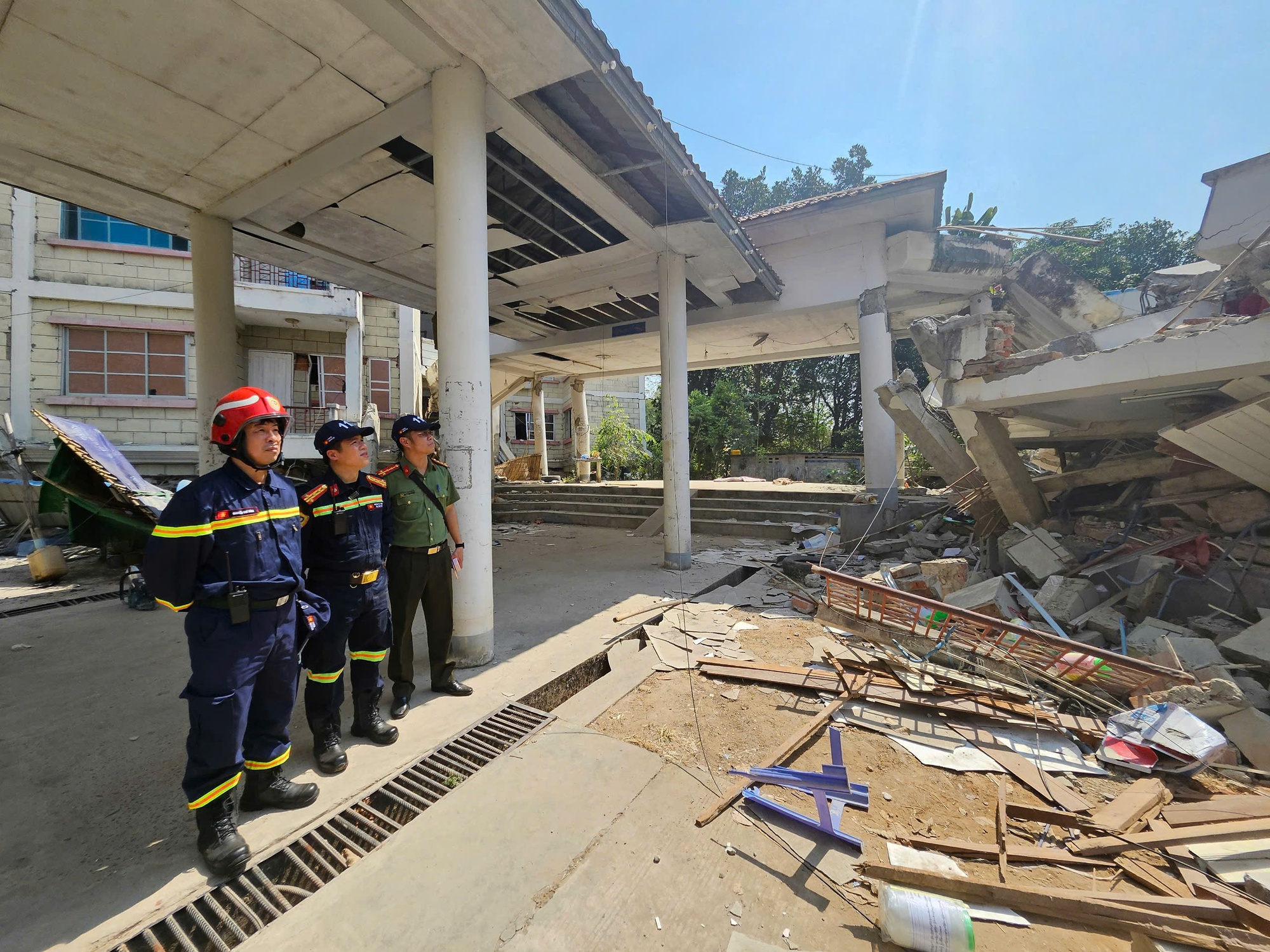 Động đất Myanmar: Đoàn cứu hộ Việt Nam xác định vị trí nạn nhân - Ảnh 2. Động đất Myanmar: Đoàn cứu hộ Việt Nam xác định vị trí nạn nhân - Ảnh 2.