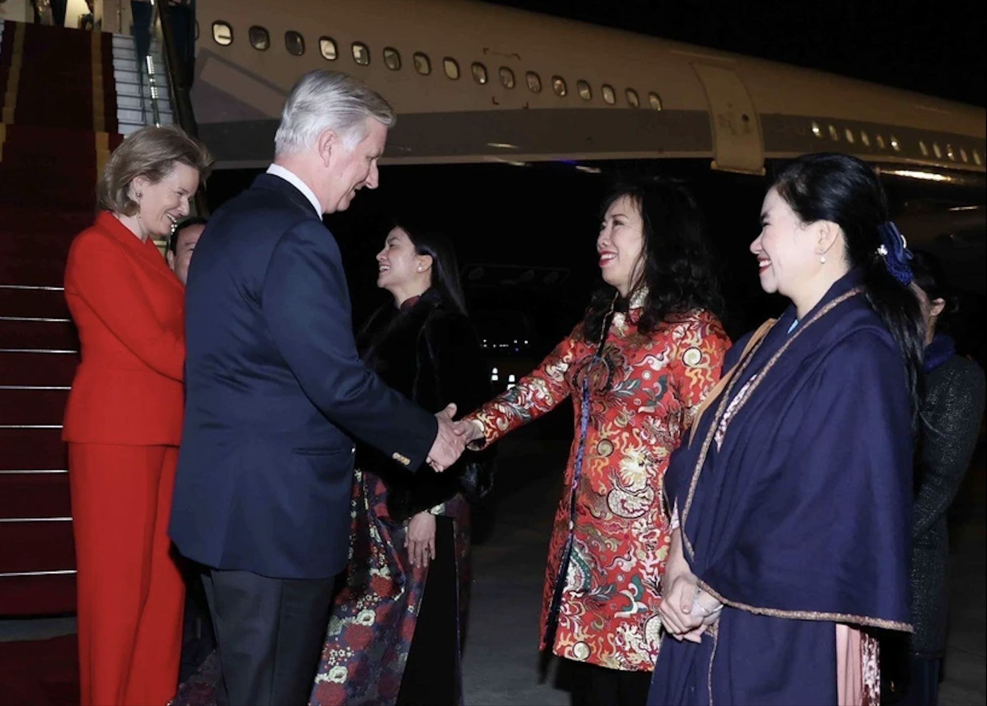 Nhà Vua Bỉ Philippe và Hoàng hậu Mathilde thăm Việt Nam , mở ra chương mới trong quan hệ song phương - Ảnh 2. Nhà Vua Bỉ Philippe và Hoàng hậu Mathilde thăm Việt Nam , mở ra chương mới trong quan hệ song phương - Ảnh 2.