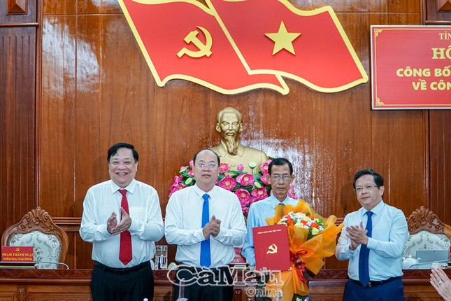 Ban Bí thư Trung ương Đảng chỉ định và chuẩn y công tác cán bộ tại 8 Tỉnh - Ảnh 5.