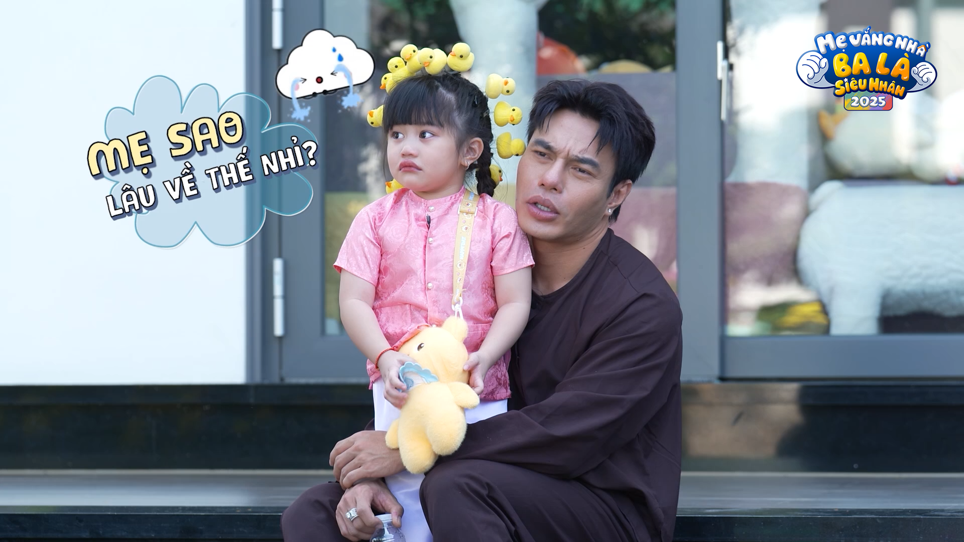 Màn tái xuất “gây cười sảng” của gia đình Lê Dương Bảo Lâm- Ảnh 1.