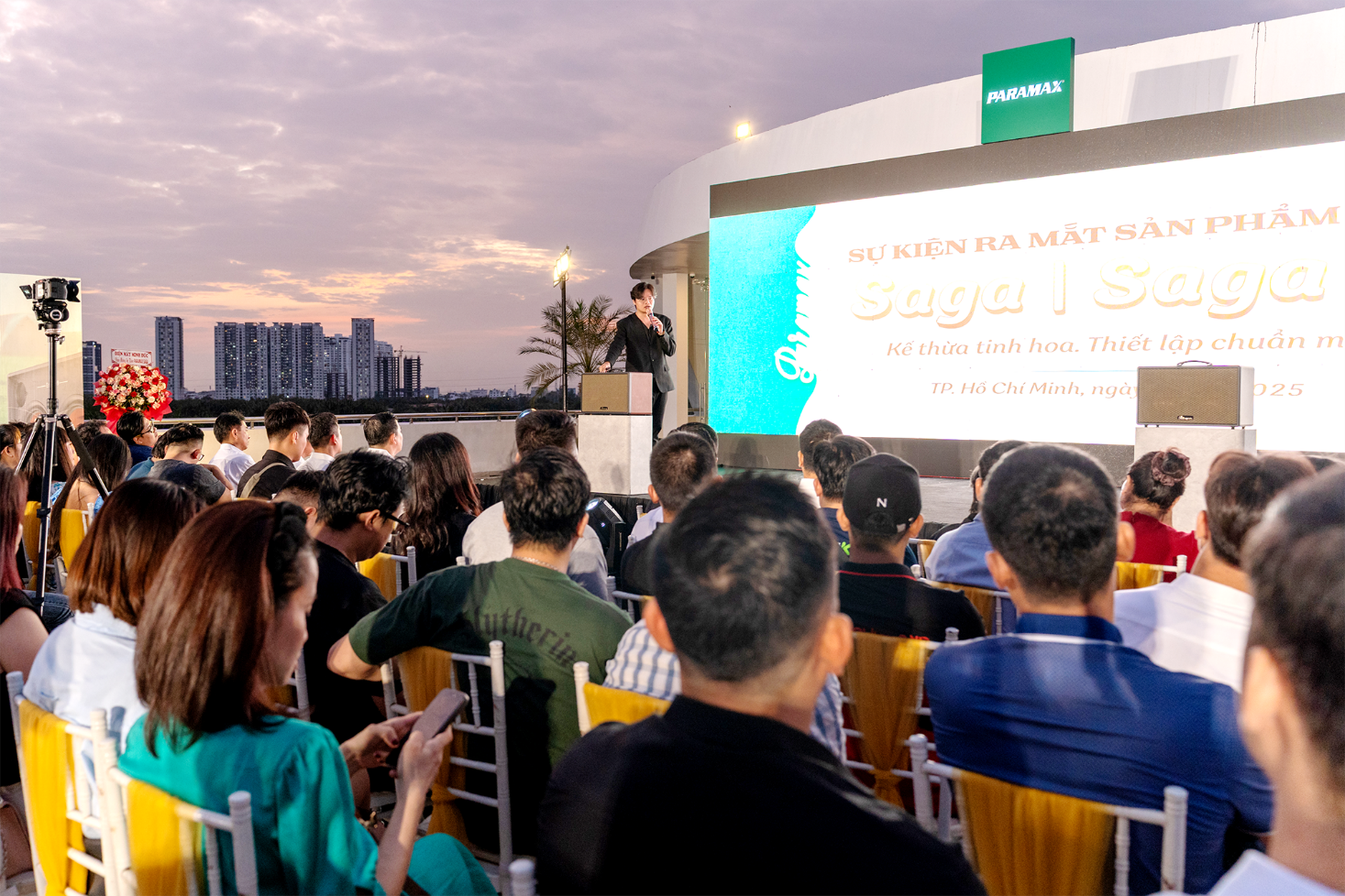 PARAMAX ra mắt dòng loa karaoke di động cao cấp - Saga & Saga 8 - Ảnh 1.