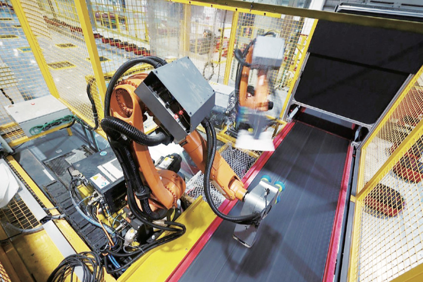 AI ở Trung Quốc: Không cần nói cũng biết bạn mua gì, giải quyết tắc đường, giúp bác sĩ chẩn đoán bệnh, giúp tiểu thương làm video 36 ngoại ngữ- Ảnh 6. AI ở Trung Quốc: Không cần nói cũng biết bạn mua gì, giải quyết tắc đường, giúp bác sĩ chẩn đoán bệnh, giúp tiểu thương làm video 36 ngoại ngữ- Ảnh 6.