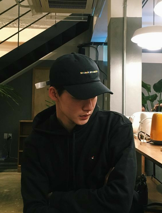 C&oacute; 500 triệu, bố mẹ sẵn s&agrave;ng b&aacute;n hết đất ở qu&ecirc; vẫn kh&ocirc;ng đủ tiền để mua nh&agrave; H&agrave; Nội- Ảnh 1.